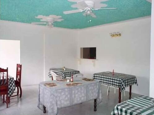 Willowgate Resort Hotel - Photo3