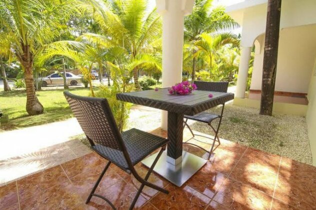 Zanzi Beach Resort - Photo5