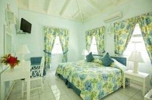 Coastline Views - 3 BR Villa - Ocho Rios - Photo4