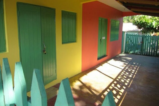 The Lion House Jamaica - Photo2