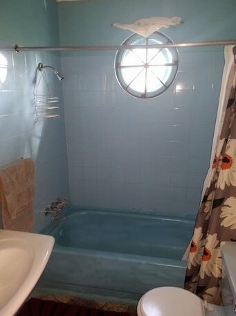 Cozy Family Inn - Photo5