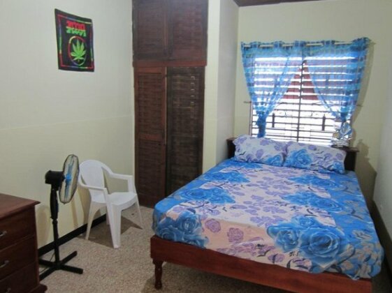 Porty Hostel - Photo4