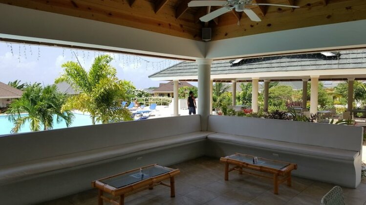 Ocho Rios Villa at Coolshade XI By The Vacation Casa - Photo3