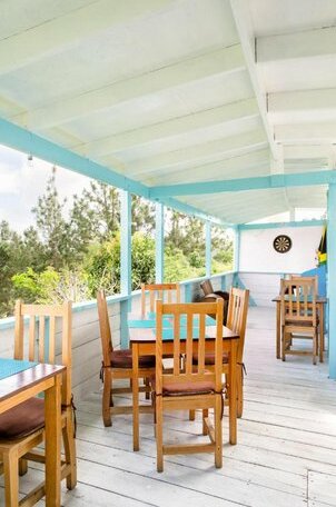 Blue Ridge Restaurant and Cottages - Photo5