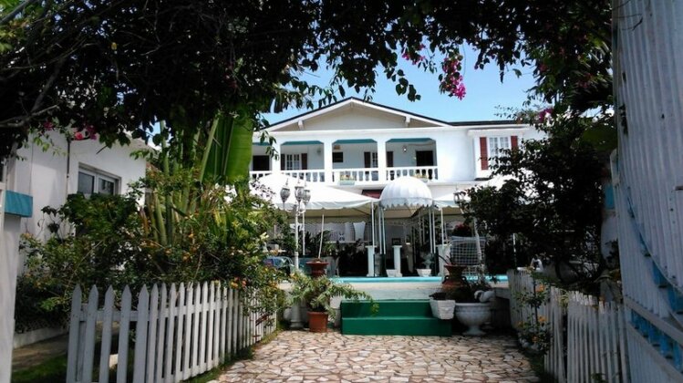 Hunters Rest Villa - Photo2