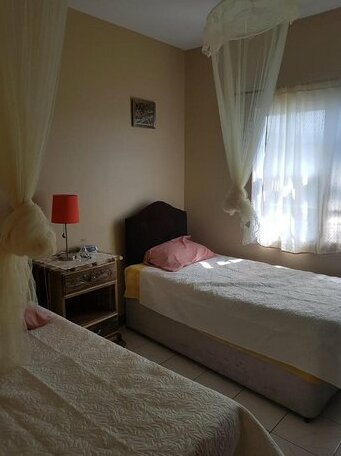Keira's Guesthouse - Photo2