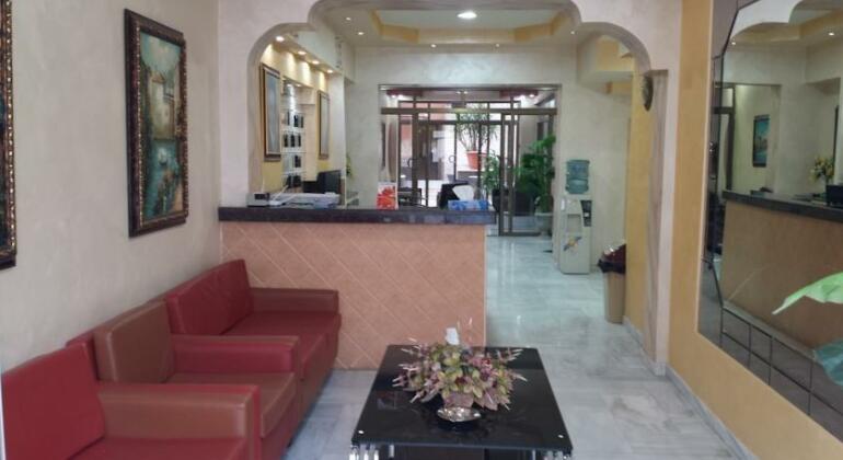 Al Zahira Hotel Apartments - Photo5
