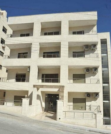 Amazing one Bedroom Apartment in Amman Elwebdah 1 - Photo2