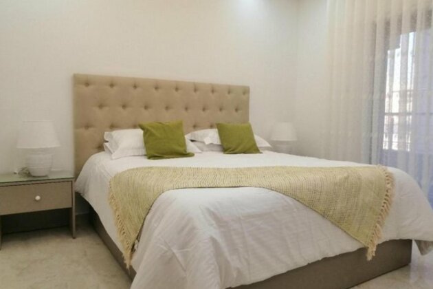 Amazing one Bedroom Apartment in Amman Elwebdah 5