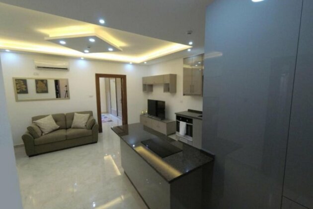 Amazing one Bedroom Apartment in Amman Elwebdah 5 - Photo5