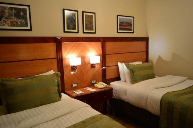 Comfort Hotel Suites - Photo5