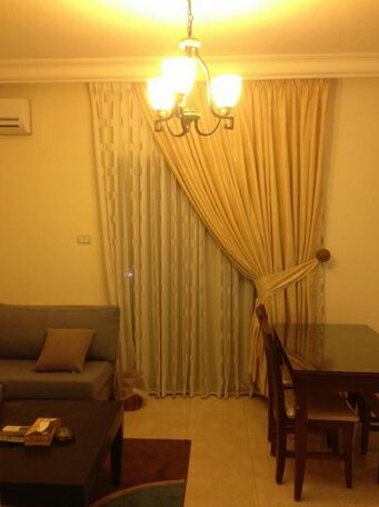 Golden Palace Hotel Apartments - Photo3