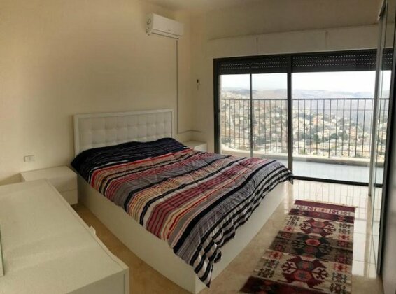 Mountain View Apartment Amman - Photo5