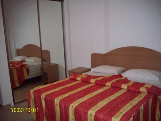 Omaima Hotel Apartments - Photo2
