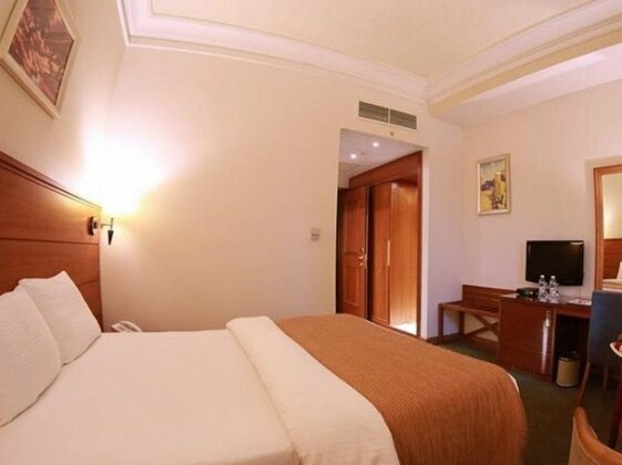 Sadeen Hotel & Suites - Photo3