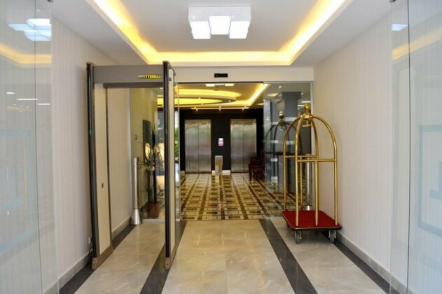 Tilal Almadina Hotel & Suites - Photo4