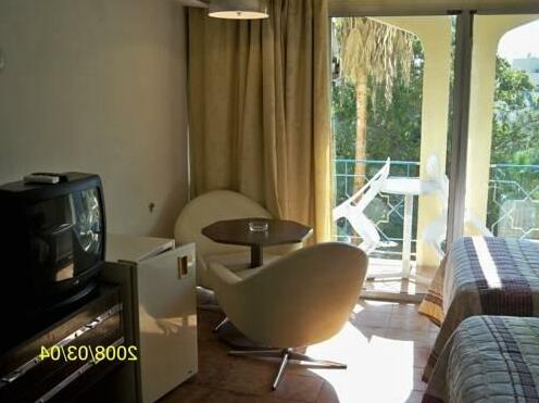 Al Cazar Hotel - Photo4