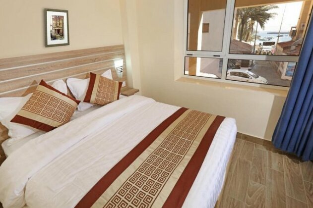 La Riva Hotel - Photo4
