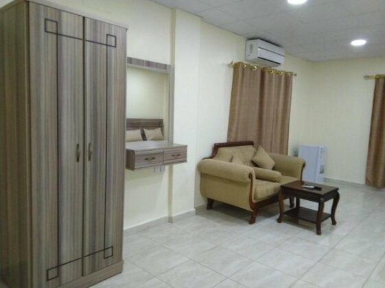 Private master bedroom with attached private bathroom - Photo5