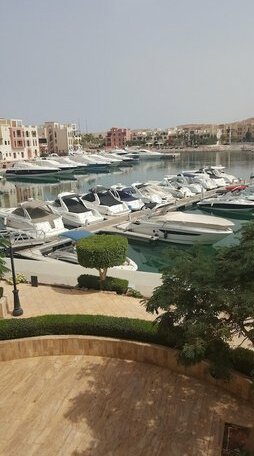 Tala Bay Apartment Rentals - Photo3