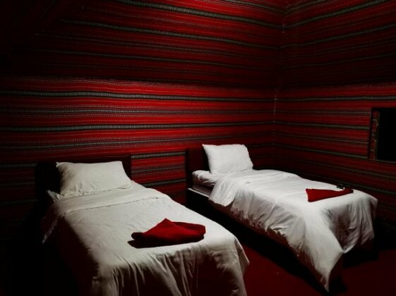 Atlantis Rum Camp - Photo4