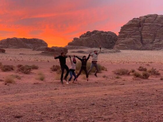 Bedouin friend camp - Photo3