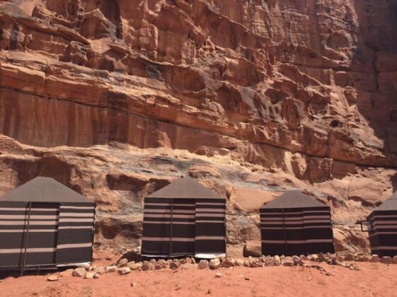 Desert Mars Camp & Tours - Photo4