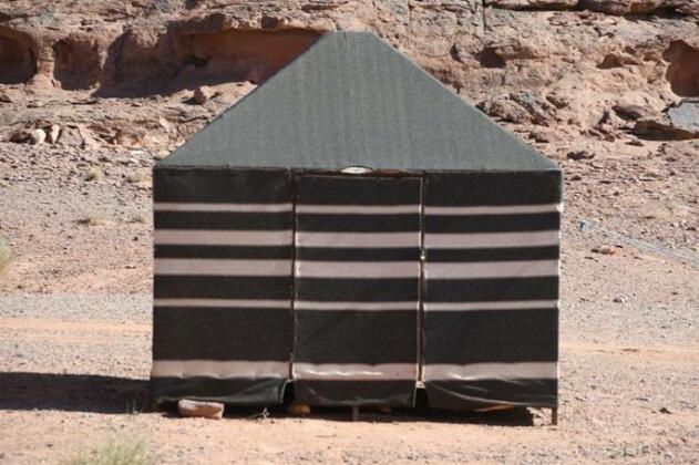 Wadi Rum Travel Camp - Photo2