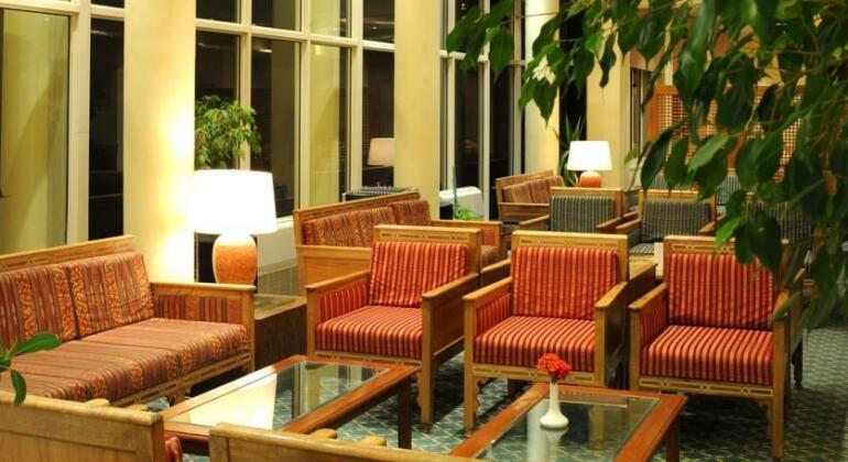 Kings' Way Hotel - Photo4