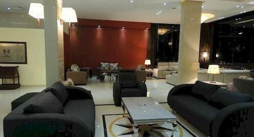 Tetra Tree Hotel - Photo2