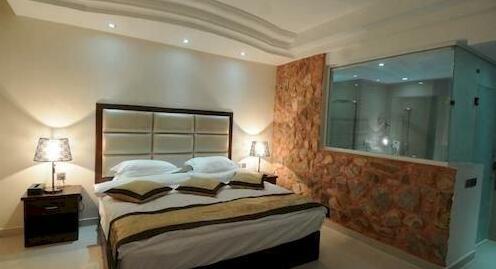 Tetra Tree Hotel - Photo5