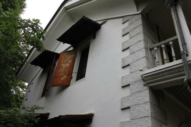 INA Riverside Guesthouse