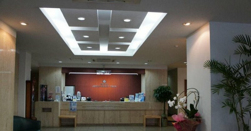 Amami Port Tower Hotel - Photo2