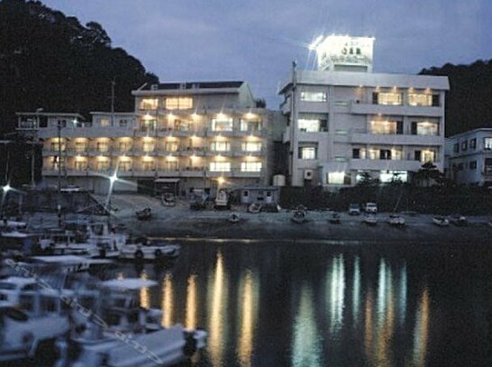 Takayoshi Park Hotel