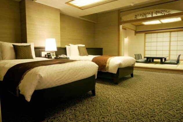 Atami Season Hotel