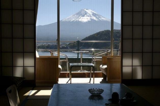Mizno Hotel Facing Mt Fuji And The Lake Ryokan - Photo4