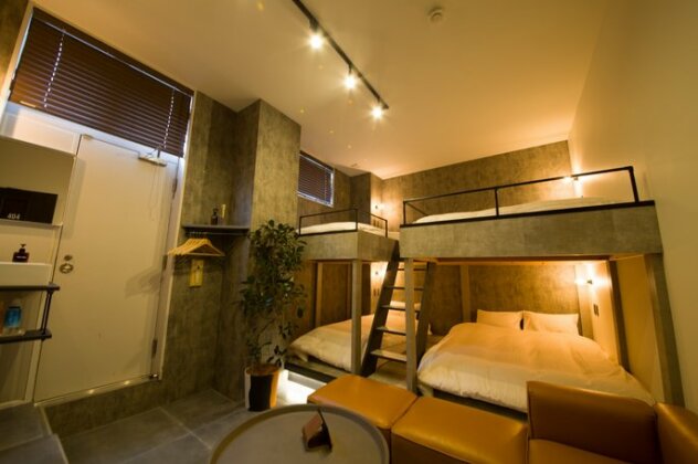 Mizuka Imaizumi 3 - Unmanned Hotel - Photo2