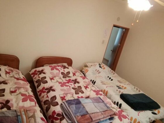  Photo 3