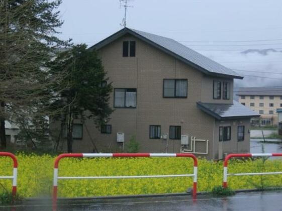 Hakuba Holiday House and Apartments - Photo2