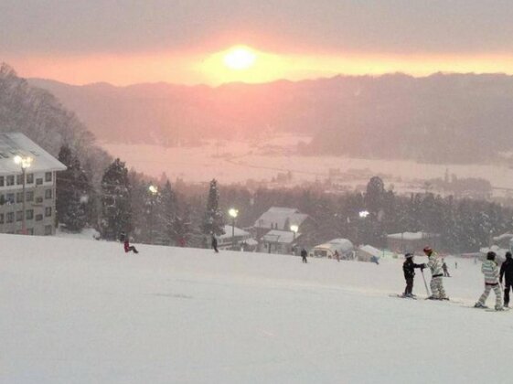 Sunny Side Hut - Photo3