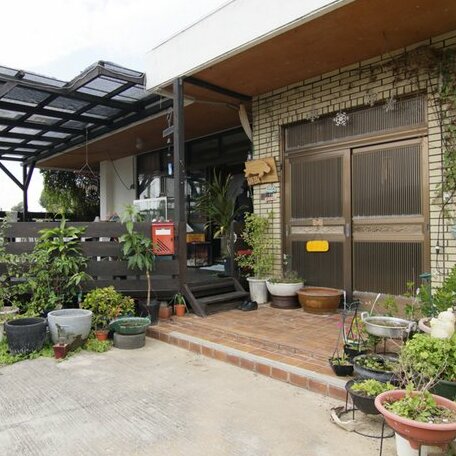  Photo 1