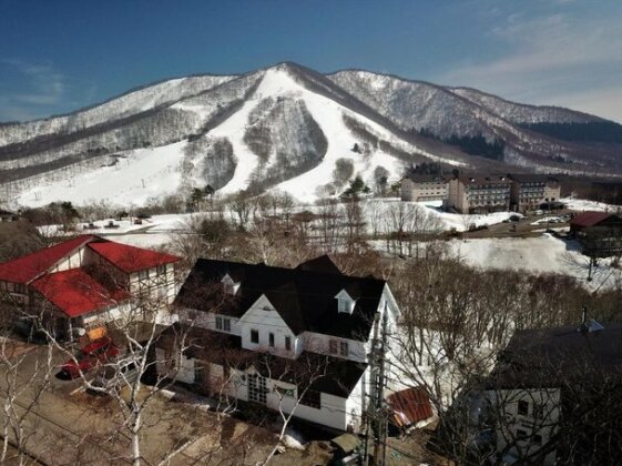 Madarao Mountain Lodge