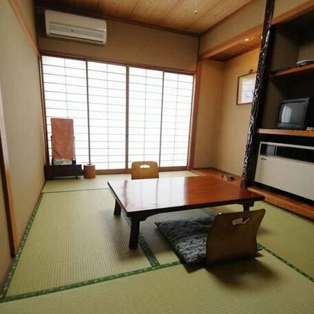 Yoshino - Photo2