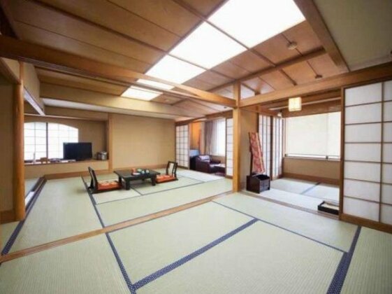 Tatsuta Ryokan - Photo3