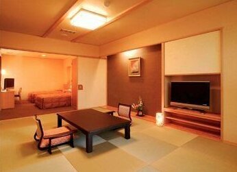 Hotel Sun Valley Izu Nagaoka Honkan - Photo5