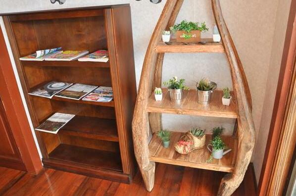 Mid century modern room in OKINAWA - Photo4