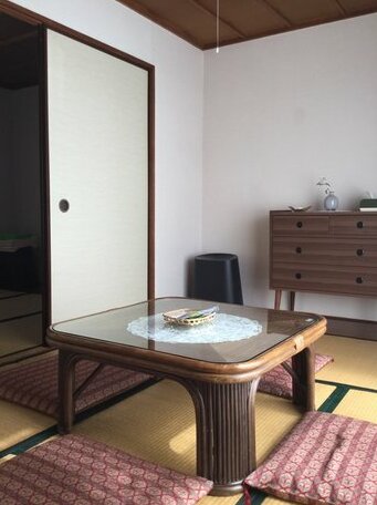 Yuigahama Apartment - Photo4