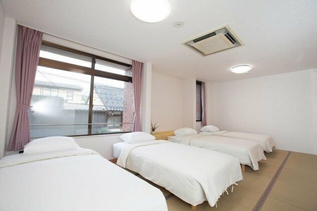 Public Hotel Shintatemachi - Hostel
