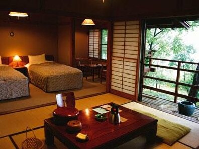 Ryokan Nakadanasou