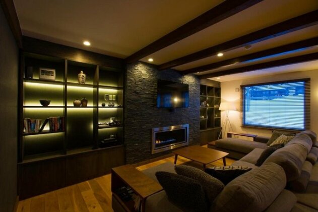 Greystone - Photo5